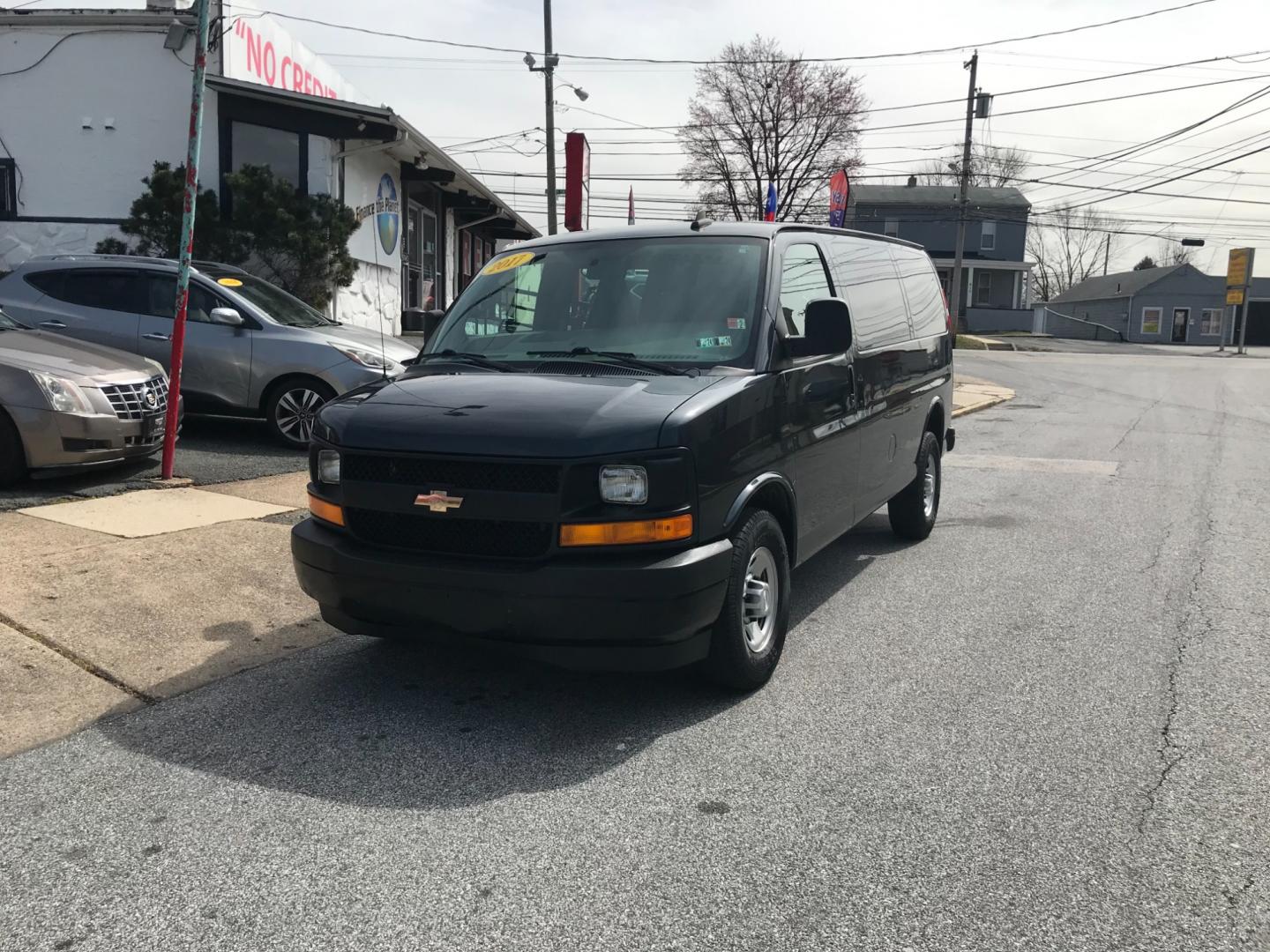 2017 Green /Gray Chevrolet Express 2500 (1GCWGAFF1H1) with an 4.8 V8 engine, Automatic transmission, located at 577 Chester Pike, Prospect Park, PA, 19076, (610) 237-1015, 39.886154, -75.302338 - Photo#1